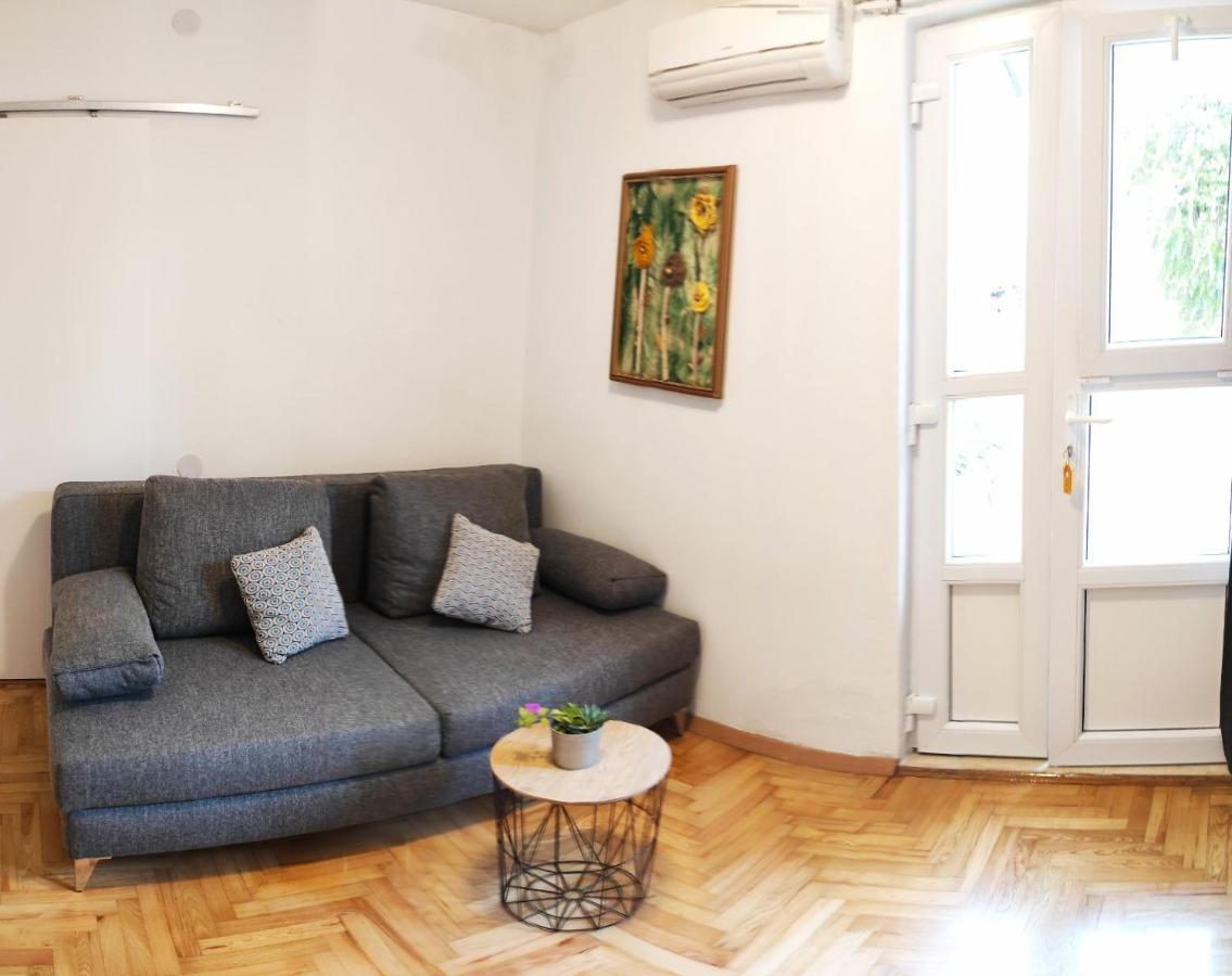 Olive Garden Apartment ฮวาร์ ภายนอก รูปภาพ
