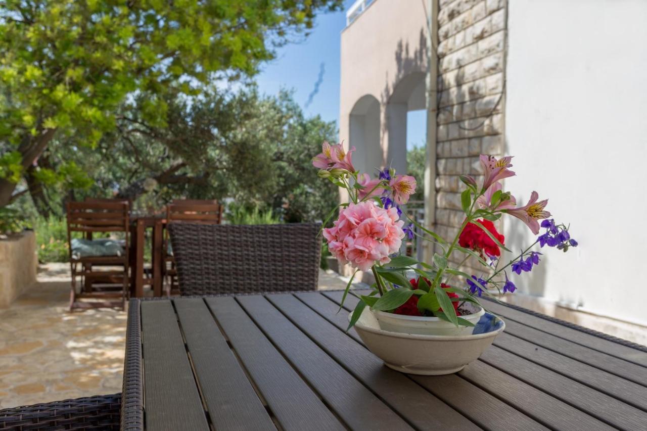Olive Garden Apartment ฮวาร์ ภายนอก รูปภาพ