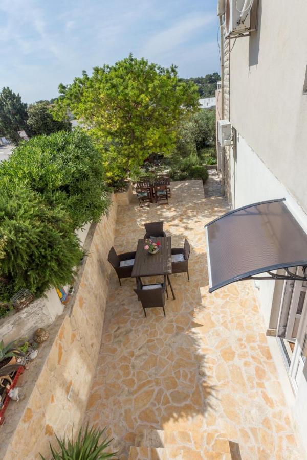 Olive Garden Apartment ฮวาร์ ภายนอก รูปภาพ